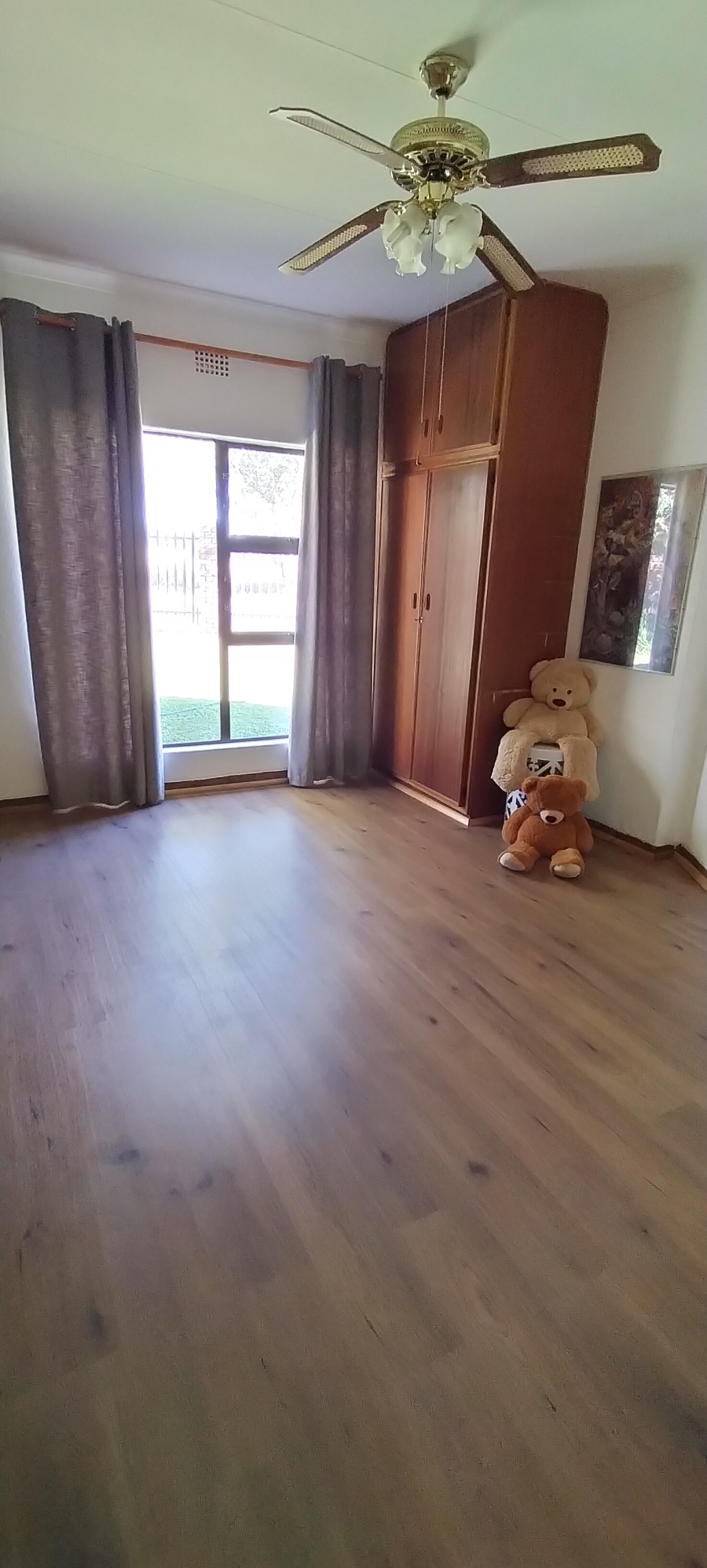4 Bedroom Property for Sale in Jan Kempdorp Northern Cape